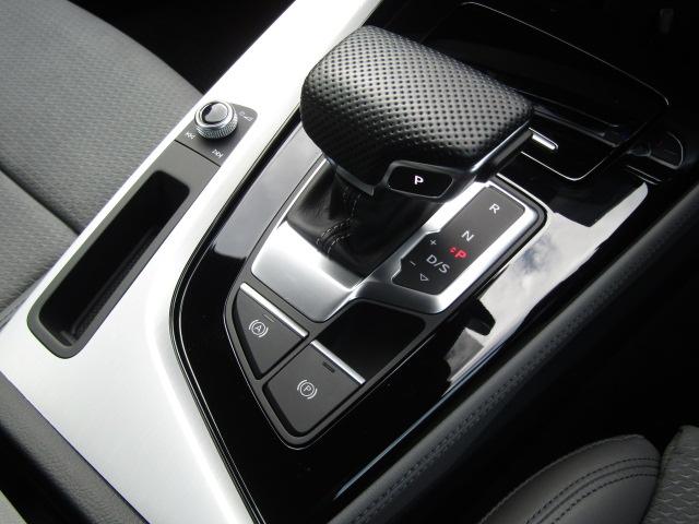 A5スポーツバック ブラックスタイルプラス 特別仕様限定モデル デジタルコックピット アラウンドビュー アップルカープレイ シーケンシャルウィンカー パワーテールゲート 純正19インチアルミ アドルシフト ハーフレザーシート シートヒーター(7枚目)