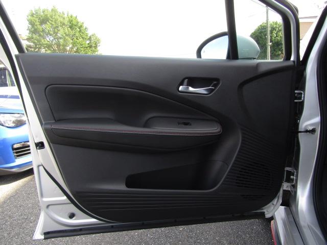 オーラ ニスモ ETC 全周囲カメラ ナビ クリアランスソナー 衝突被害軽減システム アルミホイール オートマチックハイビーム オートライト LEDヘッドランプ パワーシート スマートキー 電動格納ミラー(50枚目)