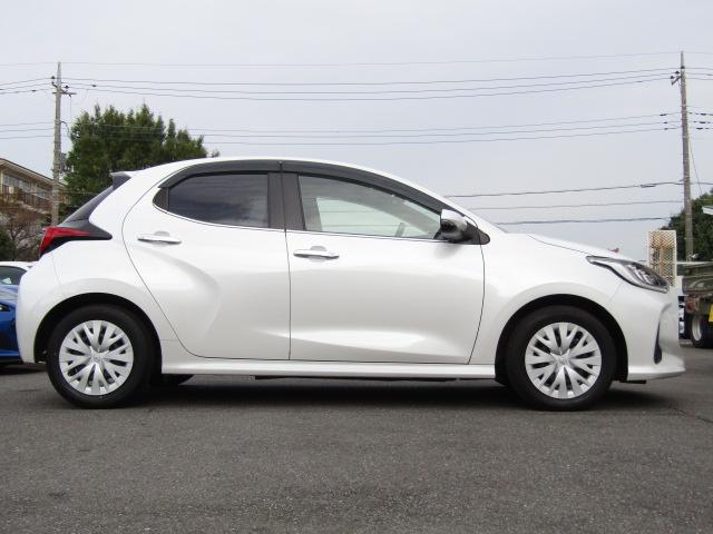 ヤリス ハイブリッドZ ナビ クリアランスソナー オートクルーズコントロール レーンアシスト 衝突被害軽減システム オートマチックハイビーム オートライト LEDヘッドランプ スマートキー 電動格納ミラー シートヒーター(15枚目)