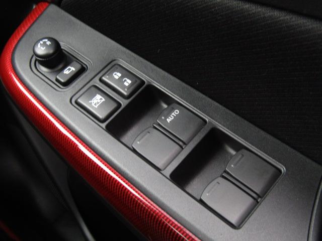 スイフトスポーツ ベースグレード ETC バックカメラ クリアランスソナー オートクルーズコントロール 衝突被害軽減システム アルミホイール オートライト LEDヘッドランプ スマートキー 電動格納ミラー シートヒーター MT(12枚目)