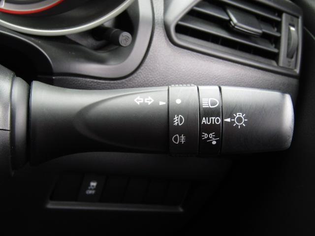 スイフトスポーツ ベースグレード ETC バックカメラ クリアランスソナー オートクルーズコントロール 衝突被害軽減システム アルミホイール オートライト LEDヘッドランプ スマートキー 電動格納ミラー シートヒーター MT(40枚目)