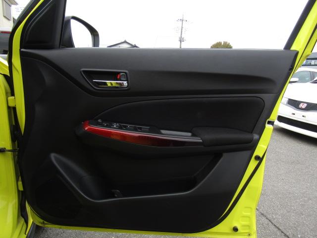 スイフトスポーツ ベースグレード ETC バックカメラ クリアランスソナー オートクルーズコントロール 衝突被害軽減システム アルミホイール オートライト LEDヘッドランプ スマートキー 電動格納ミラー シートヒーター MT(46枚目)