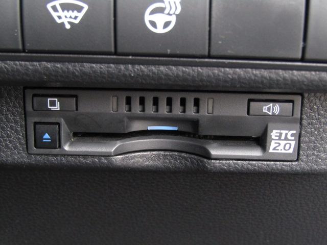 カローラスポーツ ハイブリッドG Z ドライブレコーダー バックカメラ ナビ クリアランスソナー オートクルーズコントロール 衝突被害軽減システム アルミホイール オートマチックハイビーム オートライト LEDヘッドランプ スマートキー(11枚目)