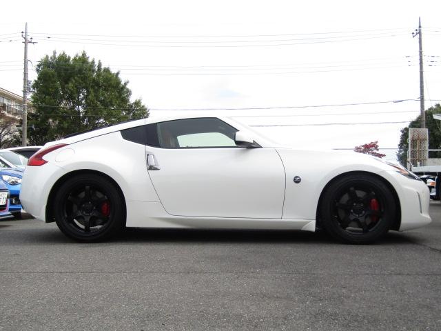 フェアレディZ バージョンST パドルシフト NISMOマフラー クスコ車高調 RAYS19AW 半革シートヒーター 1オーナー コーナーセンサー ナビ・フルセグ バックカメラ DVD 音楽サーバー ブルートゥース ETC ドラレコ(26枚目)