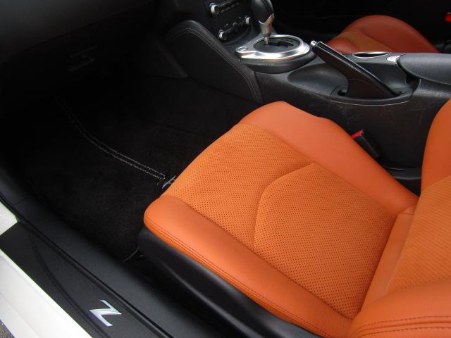 フェアレディZ バージョンST パドルシフト NISMOマフラー クスコ車高調 RAYS19AW 半革シートヒーター 1オーナー コーナーセンサー ナビ・フルセグ バックカメラ DVD 音楽サーバー ブルートゥース ETC ドラレコ(68枚目)