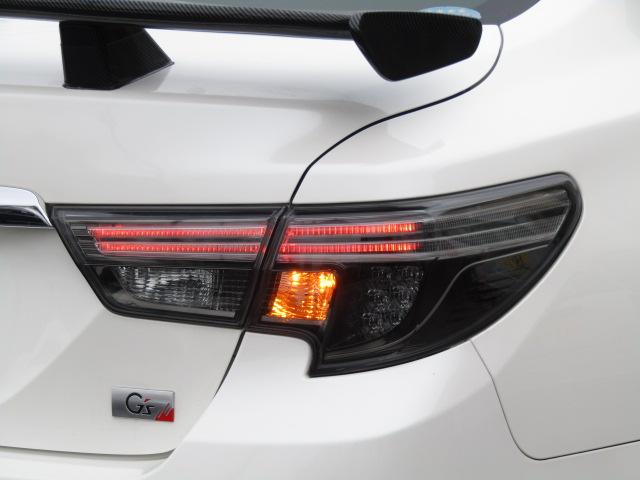 【車両画像撮影サービス】もう少し詳細な車両画像がほしい！ここが気になる！何枚でも写真をとって画像をお送りいたします！ＬＩＮＥでのお問合せもＯＫ。お気軽に当社スタッフにご用命ください。