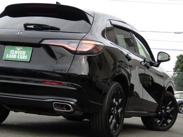 ＺＲ－Ｖ ｅ：ＨＥＶ　Ｚ特別仕様車ブラックスタイル　ドライブレコーダー　全周囲カメラ　クリアランスソナー　オートクルーズコントロール　レーンアシスト　パワーシート　衝突被害軽減システム　ナビ　ＴＶ　オートライト　ＬＥＤヘッドランプ　電動リアゲート（28枚目）