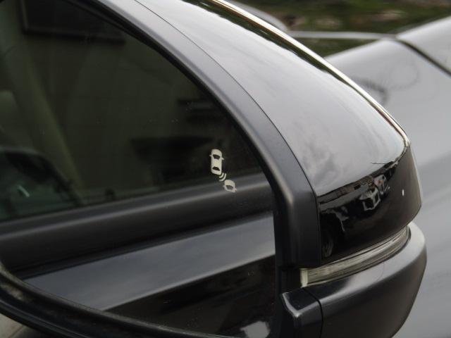 ＺＲ－Ｖ ｅ：ＨＥＶ　Ｚ特別仕様車ブラックスタイル　ドライブレコーダー　全周囲カメラ　クリアランスソナー　オートクルーズコントロール　レーンアシスト　パワーシート　衝突被害軽減システム　ナビ　ＴＶ　オートライト　ＬＥＤヘッドランプ　電動リアゲート（33枚目）