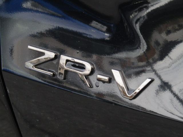 ＺＲ－Ｖ ｅ：ＨＥＶ　Ｚ特別仕様車ブラックスタイル　ドライブレコーダー　全周囲カメラ　クリアランスソナー　オートクルーズコントロール　レーンアシスト　パワーシート　衝突被害軽減システム　ナビ　ＴＶ　オートライト　ＬＥＤヘッドランプ　電動リアゲート（35枚目）