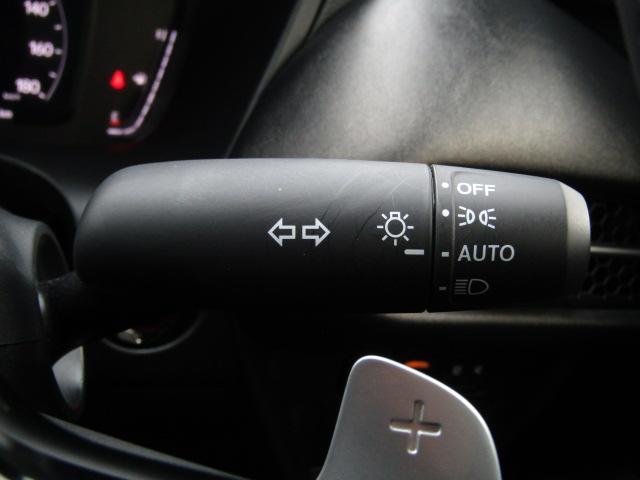 ＺＲ－Ｖ ｅ：ＨＥＶ　Ｚ特別仕様車ブラックスタイル　ドライブレコーダー　全周囲カメラ　クリアランスソナー　オートクルーズコントロール　レーンアシスト　パワーシート　衝突被害軽減システム　ナビ　ＴＶ　オートライト　ＬＥＤヘッドランプ　電動リアゲート（44枚目）