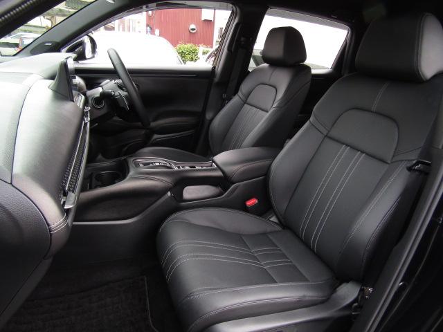 ＺＲ－Ｖ ｅ：ＨＥＶ　Ｚ特別仕様車ブラックスタイル　ドライブレコーダー　全周囲カメラ　クリアランスソナー　オートクルーズコントロール　レーンアシスト　パワーシート　衝突被害軽減システム　ナビ　ＴＶ　オートライト　ＬＥＤヘッドランプ　電動リアゲート（50枚目）