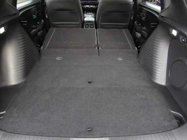 ＺＲ－Ｖ ｅ：ＨＥＶ　Ｚ特別仕様車ブラックスタイル　ドライブレコーダー　全周囲カメラ　クリアランスソナー　オートクルーズコントロール　レーンアシスト　パワーシート　衝突被害軽減システム　ナビ　ＴＶ　オートライト　ＬＥＤヘッドランプ　電動リアゲート（68枚目）