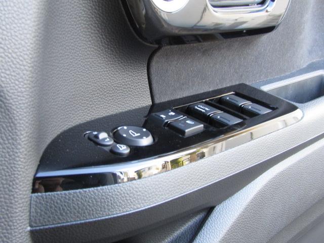 N-BOXカスタム Lターボ ETC バックカメラ 両側電動スライドドア ナビ TV クリアランスソナー オートクルーズコントロール レーンアシスト 衝突被害軽減システム LEDヘッドランプ スマートキー アイドリングストップ(14枚目)