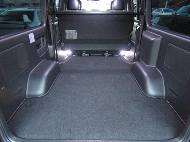 ハイエースバン スーパーGL ダークプライムII ドライブレコーダー ETC 全周囲カメラ ナビ 両側スライドドア オートライト スマートキー 電動格納ミラー 後席モニター CVT USB 100V電源 ESC エアコン パワーウィンドウ(44枚目)