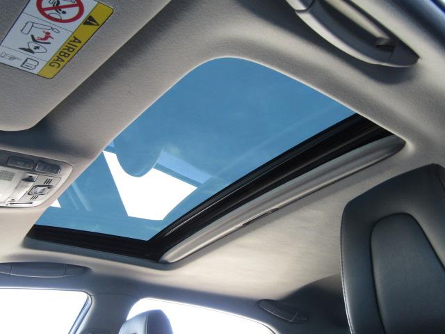 クラウン アスリートＳ　サンルーフ　ＴＥＩＮ車高調　黒革　パワーシート　シートヒーター・エアコン　ＥＴＣ　クルコン　ナビ・フルセグ　バックカメラ　ＤＶＤ　音楽サーバー　ＢＴ接続　マーベリック１９ＡＷ　マフラーカッター（4枚目）