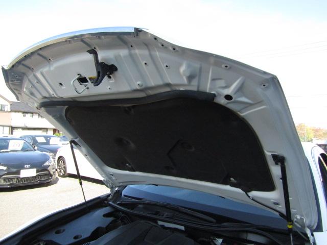 クラウン アスリートＳ　サンルーフ　ＴＥＩＮ車高調　黒革　パワーシート　シートヒーター・エアコン　ＥＴＣ　クルコン　ナビ・フルセグ　バックカメラ　ＤＶＤ　音楽サーバー　ＢＴ接続　マーベリック１９ＡＷ　マフラーカッター（79枚目）