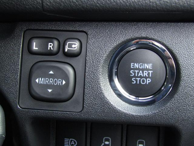 ハイエースバン ロングスーパーGL ダークプライムS 登録済未使用車 パノラミックビューモニター デジタルインナーミラー 両側パワースライド 専用シート 衝突軽減ブレーキ レーンキープアシスト オートマチックハイビーム LEDヘッドライト2025改モデル(6枚目)