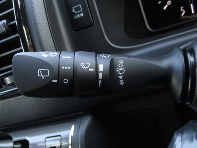 ハイエースバン ロングスーパーGL ダークプライムS 登録済未使用車 パノラミックビューモニター デジタルインナーミラー 両側パワースライド 専用シート 衝突軽減ブレーキ レーンキープアシスト オートマチックハイビーム LEDヘッドライト2025改モデル(23枚目)