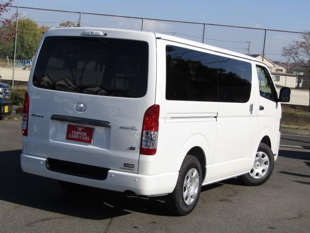 ハイエースバン ロングスーパーGL ダークプライムS 登録済未使用車 パノラミックビューモニター デジタルインナーミラー 両側パワースライド 専用シート 衝突軽減ブレーキ レーンキープアシスト オートマチックハイビーム LEDヘッドライト2025改モデル(39枚目)