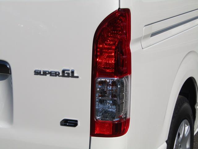 ハイエースバン ロングスーパーGL ダークプライムS 登録済未使用車 パノラミックビューモニター デジタルインナーミラー 両側パワースライド 専用シート 衝突軽減ブレーキ レーンキープアシスト オートマチックハイビーム LEDヘッドライト2025改モデル(41枚目)