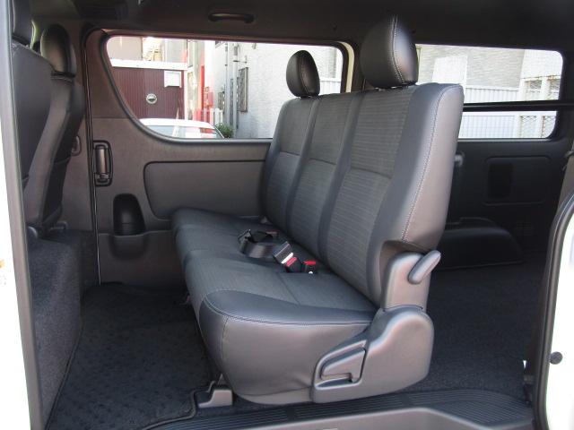 ハイエースバン ロングスーパーGL ダークプライムS 登録済未使用車 パノラミックビューモニター デジタルインナーミラー 両側パワースライド 専用シート 衝突軽減ブレーキ レーンキープアシスト オートマチックハイビーム LEDヘッドライト2025改モデル(56枚目)