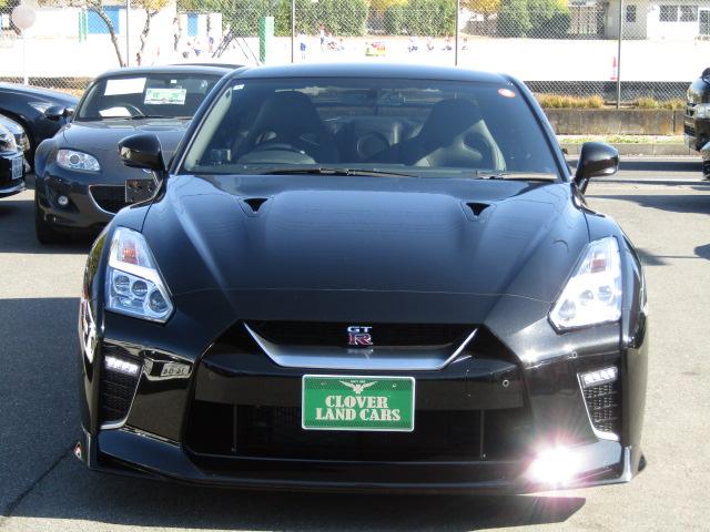 ＧＴ－Ｒ プレミアムエディション　禁煙車　ＢＯＳＥサウンド　ワンオーナー　サッチャム車両防盗システム　ハーフレザーシート　シートヒーター　純正ナビ　フルセグＴＶ　バックカメラ　Ｆ／Ｒドラレコ　純正２０インチアルミホイール　スマートキー（13枚目）