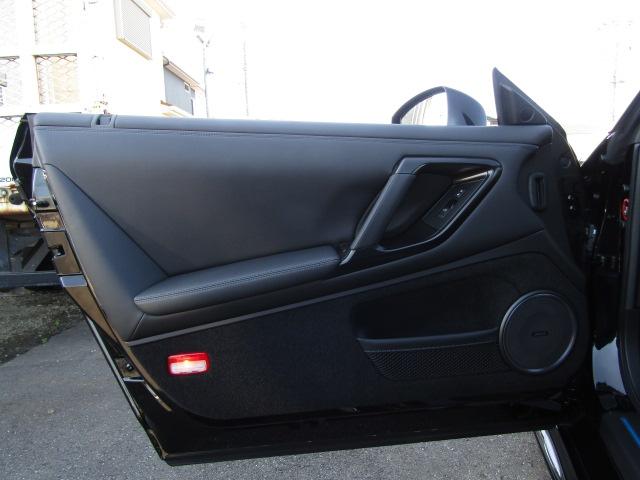 ＧＴ－Ｒ プレミアムエディション　禁煙車　ＢＯＳＥサウンド　ワンオーナー　サッチャム車両防盗システム　ハーフレザーシート　シートヒーター　純正ナビ　フルセグＴＶ　バックカメラ　Ｆ／Ｒドラレコ　純正２０インチアルミホイール　スマートキー（45枚目）