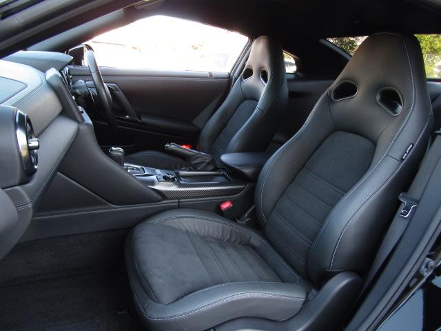 ＧＴ－Ｒ プレミアムエディション　禁煙車　ＢＯＳＥサウンド　ワンオーナー　サッチャム車両防盗システム　ハーフレザーシート　シートヒーター　純正ナビ　フルセグＴＶ　バックカメラ　Ｆ／Ｒドラレコ　純正２０インチアルミホイール　スマートキー（52枚目）