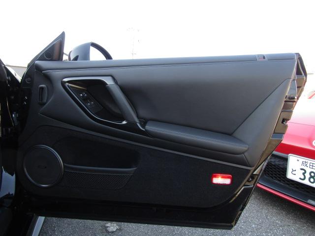 ＧＴ－Ｒ プレミアムエディション　禁煙車　ＢＯＳＥサウンド　ワンオーナー　サッチャム車両防盗システム　ハーフレザーシート　シートヒーター　純正ナビ　フルセグＴＶ　バックカメラ　Ｆ／Ｒドラレコ　純正２０インチアルミホイール　スマートキー（71枚目）