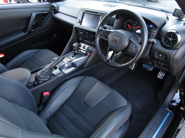 ＧＴ－Ｒ プレミアムエディション　禁煙車　ＢＯＳＥサウンド　ワンオーナー　サッチャム車両防盗システム　ハーフレザーシート　シートヒーター　純正ナビ　フルセグＴＶ　バックカメラ　Ｆ／Ｒドラレコ　純正２０インチアルミホイール　スマートキー（72枚目）