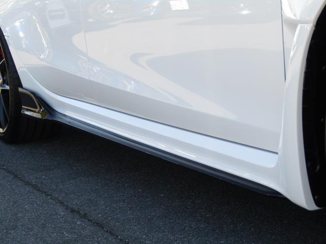 シビック タイプR 専用内装 Honda SENSING 純正ナビ フルセグTV バックカメラ 衝突軽減 ブラインドスポット スマートキー 大型リアスポイラー 純正19インチアルミ ブレンボキャリパー 純正フロアマット(26枚目)