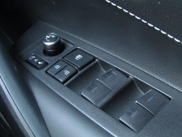 カローラスポーツ ハイブリッドＧ　スタイルパッケージ　ドライブレコーダー　ＥＴＣ　バックカメラ　クリアランスソナー　オートクルーズコントロール　レーンアシスト　衝突被害軽減システム　アルミホイール　オートマチックハイビーム　オートライト（9枚目）