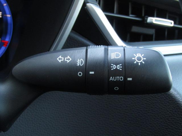 カローラスポーツ ハイブリッドＧ　スタイルパッケージ　ドライブレコーダー　ＥＴＣ　バックカメラ　クリアランスソナー　オートクルーズコントロール　レーンアシスト　衝突被害軽減システム　アルミホイール　オートマチックハイビーム　オートライト（12枚目）