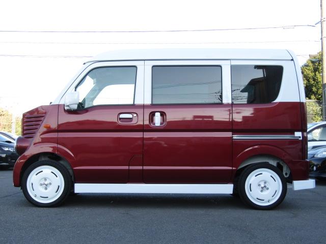 エブリイ PA フレンチバス仕様 両側スライド Hライトレベライザー オーバーヘッドシェルフ ラジオ フラットシート プライバシィガラス 運転席・助手席エアバッグ ABS ハイルーフ 15インチアルミ(21枚目)