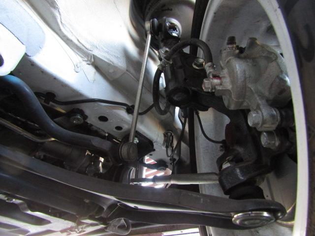 エブリイ PA フレンチバス仕様 両側スライド Hライトレベライザー オーバーヘッドシェルフ ラジオ フラットシート プライバシィガラス 運転席・助手席エアバッグ ABS ハイルーフ 15インチアルミ(65枚目)