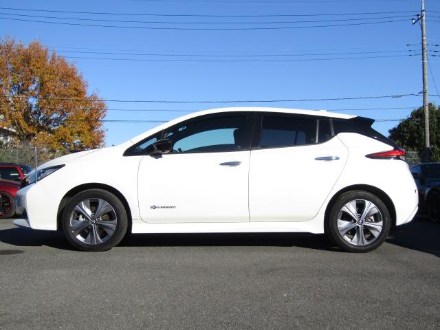 リーフ ｅ＋　Ｘ　アーバンクロム　全周囲カメラ　ナビ　クリアランスソナー　オートクルーズコントロール　レーンアシスト　衝突被害軽減システム　アルミホイール　オートライト　ＬＥＤヘッドランプ　スマートキー　電動格納ミラー　シートヒーター（23枚目）