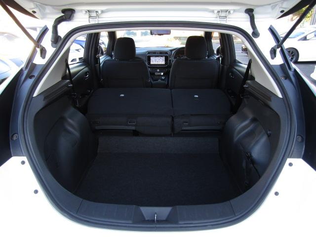 リーフ ｅ＋　Ｘ　アーバンクロム　全周囲カメラ　ナビ　クリアランスソナー　オートクルーズコントロール　レーンアシスト　衝突被害軽減システム　アルミホイール　オートライト　ＬＥＤヘッドランプ　スマートキー　電動格納ミラー　シートヒーター（42枚目）