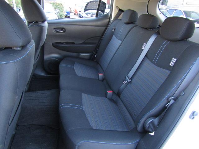 リーフ ｅ＋　Ｘ　アーバンクロム　全周囲カメラ　ナビ　クリアランスソナー　オートクルーズコントロール　レーンアシスト　衝突被害軽減システム　アルミホイール　オートライト　ＬＥＤヘッドランプ　スマートキー　電動格納ミラー　シートヒーター（55枚目）