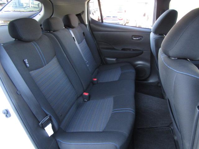 リーフ ｅ＋　Ｘ　アーバンクロム　全周囲カメラ　ナビ　クリアランスソナー　オートクルーズコントロール　レーンアシスト　衝突被害軽減システム　アルミホイール　オートライト　ＬＥＤヘッドランプ　スマートキー　電動格納ミラー　シートヒーター（58枚目）