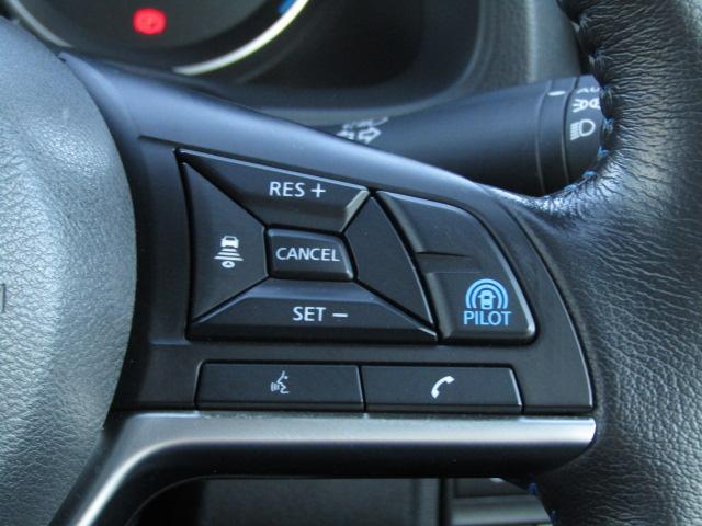 リーフ ｅ＋　Ｘ　アーバンクロム　全周囲カメラ　ナビ　クリアランスソナー　オートクルーズコントロール　レーンアシスト　衝突被害軽減システム　アルミホイール　オートライト　ＬＥＤヘッドランプ　スマートキー　電動格納ミラー　シートヒーター（64枚目）