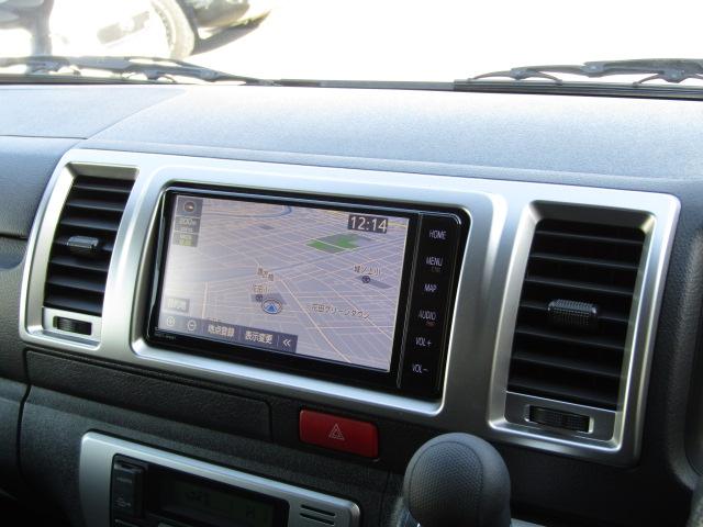 ハイエースバン ロングスーパーＧＬ　全周囲カメラ　ナビ　クリアランスソナー　レーンアシスト　衝突被害軽減システム　両側スライドドア　オートマチックハイビーム　オートライト　スマートキー　後席モニター　電動格納ミラー　ＣＶＴ　１００Ｖ電源（34枚目）