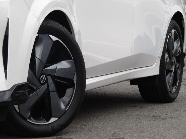 オーラ Ｇ　レザーエディション　ＥＴＣ　全周囲カメラ　ナビ　クリアランスソナー　衝突被害軽減システム　アルミホイール　オートライト　ＬＥＤヘッドランプ　スマートキー　アイドリングストップ　電動格納ミラー　ＣＶＴ　盗難防止システム（33枚目）