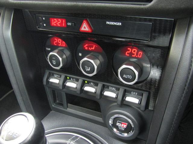 ８６ ＧＲスポーツ　６速　ＧＲ専用エアロ　フジツボマフラ－　ＧＲｅｄｄｙサクションパイプ　オイルク－ラ－　ＡＤＶＡＮ１８ＡＷ　車高調　ＡＰＰメッシュブレーキホース　ブレンボ　ナビ・フルセグ　Ｂカメラ　ＥＴＣ　クルコン（48枚目）