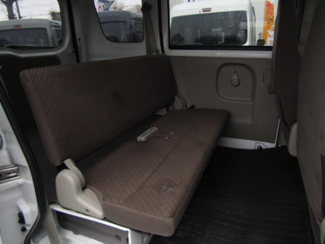 ＮＶ１００クリッパーバン ＤＸ　ＧＬセーフティパッケージ　４ＷＤ　ＡＴ　衝突被害軽減システム　クリアランスソナー　レーンアシスト　両側スライドドア　電動格納ミラー　ＥＳＣ　エアコン　パワーウィンドウ　運転席エアバッグ　助手席エアバッグ（33枚目）