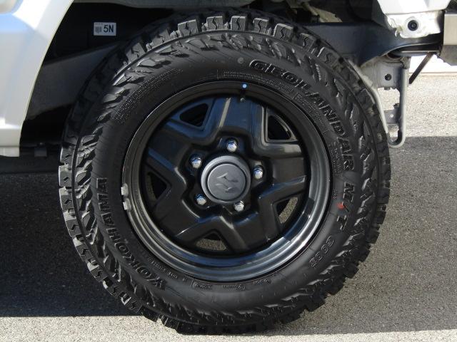 ジムニー ＸＧ　４ＷＤ　ドライブレコーダー　ＥＴＣ　オートライト　キーレスエントリー　アイドリングストップ　ＭＴ　盗難防止システム　ＡＢＳ　ＥＳＣ　衝突安全ボディ　エアコン　パワーウィンドウ　運転席エアバッグ（31枚目）