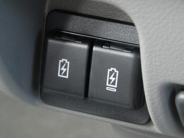 エブリイ ＰＡリミテッド　６型　セーフティＳ　届出済未使用車　ＵＳＢ充電　ＦＭ／ＡＭラジオ　Ｈライトレベライザ　オーバーヘッドシェルフ　障害物センサー　レーンキープアシスト　フルフラット　プライバシィガラス（16枚目）