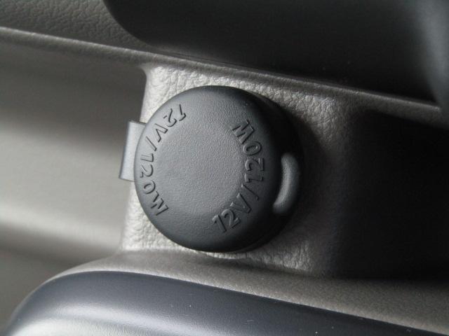 エブリイ ＰＡリミテッド　６型　セーフティＳ　届出済未使用車　ＵＳＢ充電　ＦＭ／ＡＭラジオ　Ｈライトレベライザ　オーバーヘッドシェルフ　障害物センサー　レーンキープアシスト　フルフラット　プライバシィガラス（36枚目）