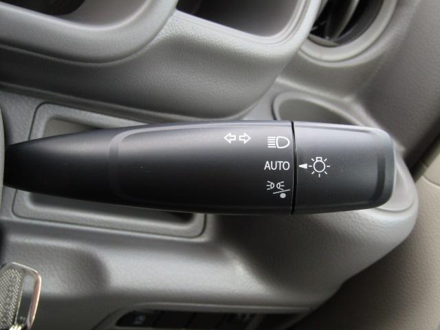 エブリイ ＰＡリミテッド　６型　セーフティＳ　届出済未使用車　ＵＳＢ充電　ＦＭ／ＡＭラジオ　Ｈライトレベライザ　オーバーヘッドシェルフ　障害物センサー　レーンキープアシスト　フルフラット　プライバシィガラス（40枚目）