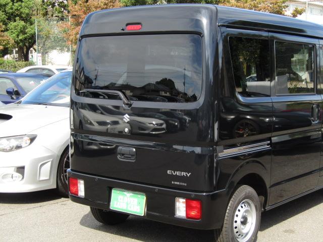 エブリイ ＰＡリミテッド　６型　セーフティＳ　届出済未使用車　ＵＳＢ充電　ＦＭ／ＡＭラジオ　Ｈライトレベライザ　オーバーヘッドシェルフ　障害物センサー　レーンキープアシスト　フルフラット　プライバシィガラス（57枚目）