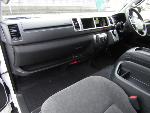 ハイエースワゴン GL セーフティセンス/衝突軽減ブレーキ/レーンキープアシスト/コーナーセンサー/電動スライドドア/デジタルインナーミラー/MTモード/LED/フォグランプ/MTモード/メーカー保証付き/(38枚目)